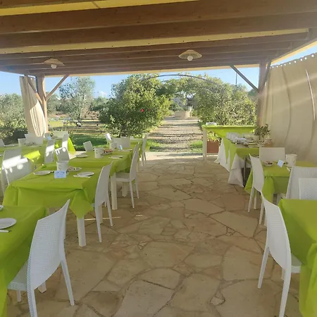 مزرعة للإقامة Masseria Le Celline