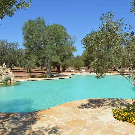 مزرعة للإقامة Masseria Le Celline *