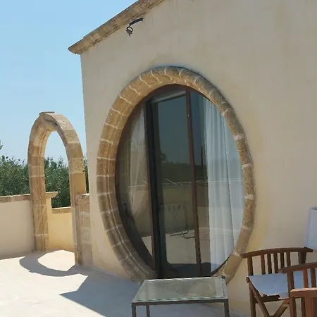 Masseria Le Celline Фермерский дом *